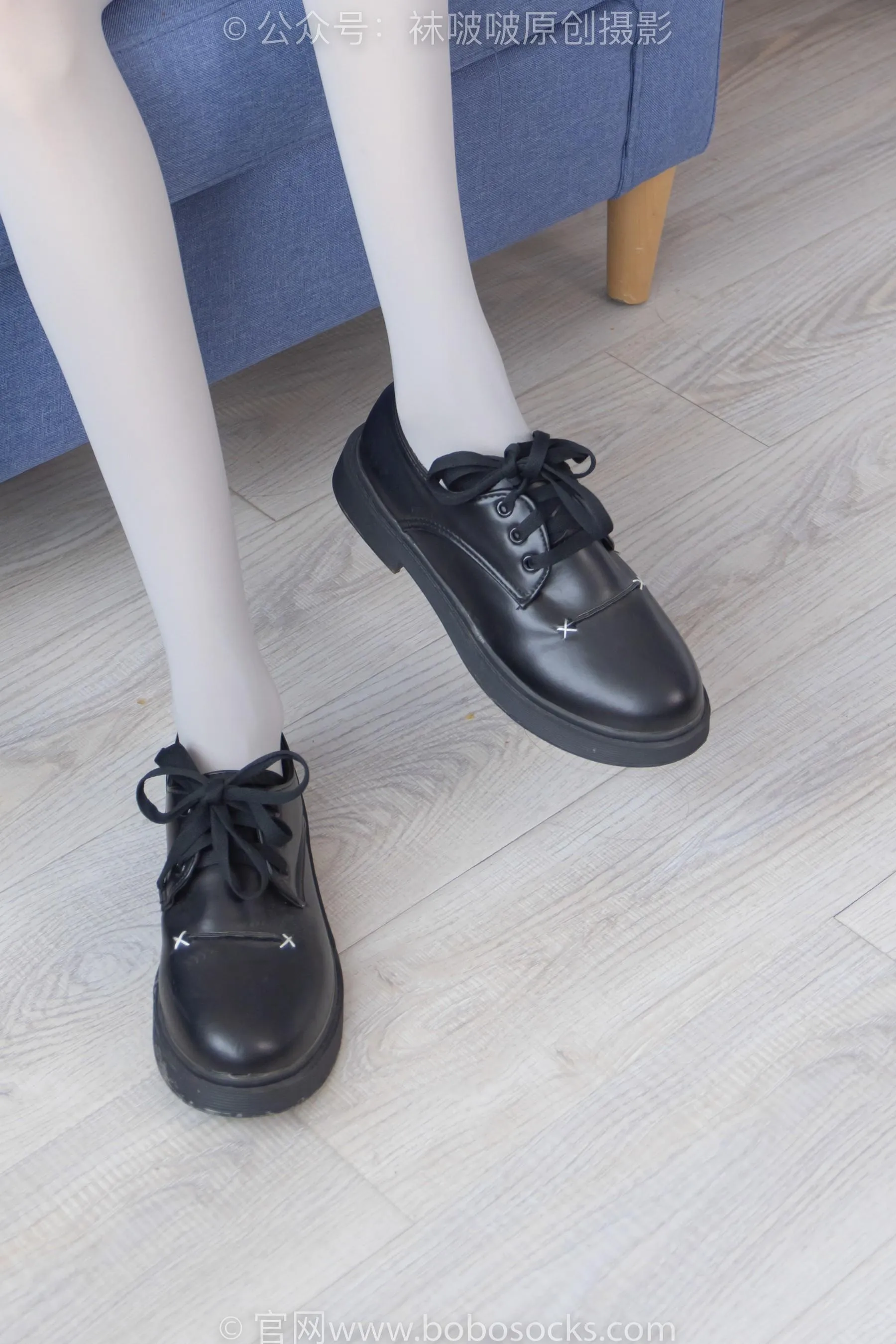 [BoBoSocks袜啵啵]NO.213 稚予-黑皮鞋、厚灰丝 [87P]插图4
